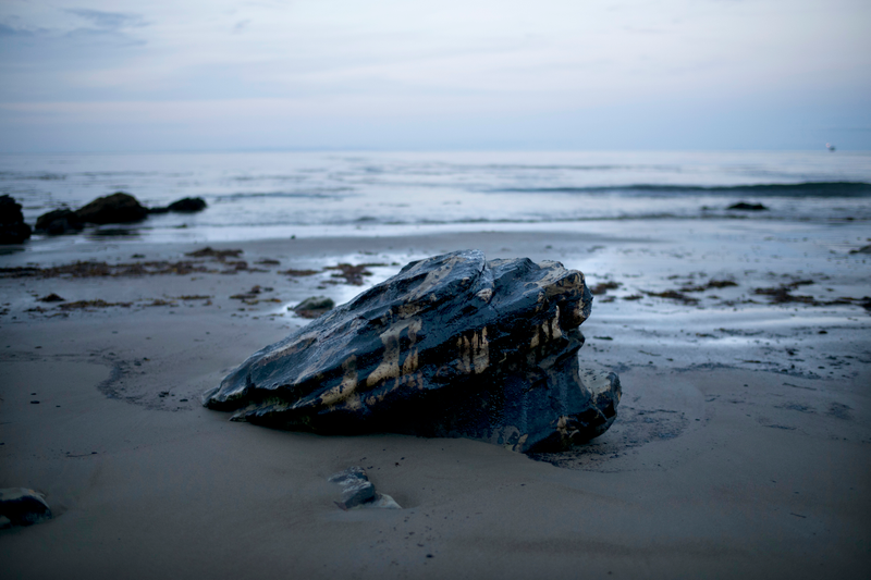 Illustration for article titled Santa Barbara Still Reeling From the Worst Oil Spill in Decades